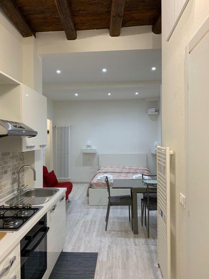 Monolocale Centro Storico Via Piella Villa Болоня Екстериор снимка