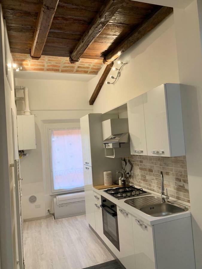 Monolocale Centro Storico Via Piella Villa Болоня Екстериор снимка