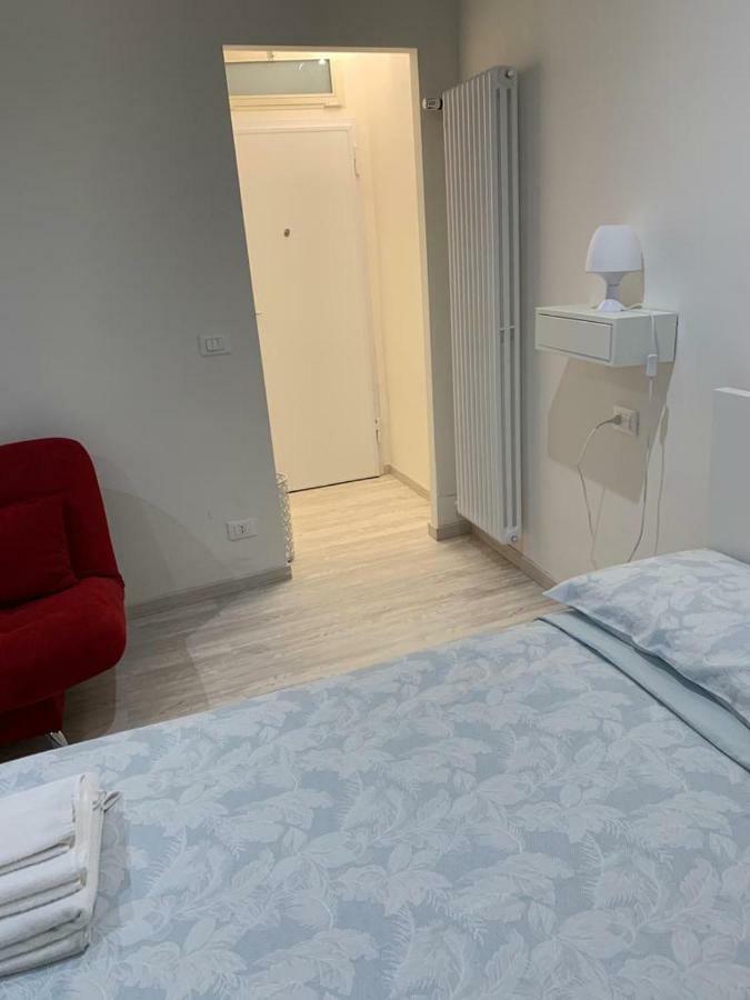 Monolocale Centro Storico Via Piella Villa Болоня Екстериор снимка